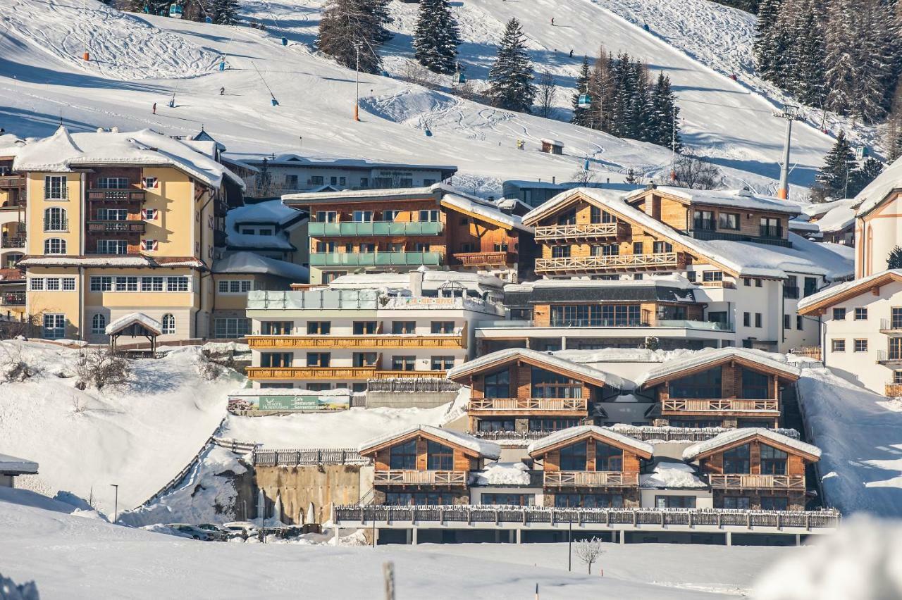 Hotel Hubertushof Lermoos Exterior photo